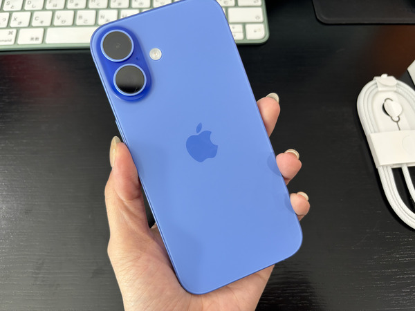 iPhone16手持ち