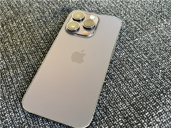 iPhone14 Pro レビュー iPhone 14 Proの背面