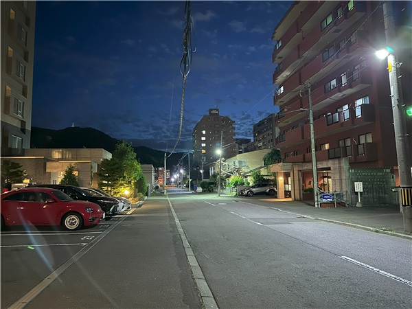 iPhone 14 Pro レビュー 夜景画像
