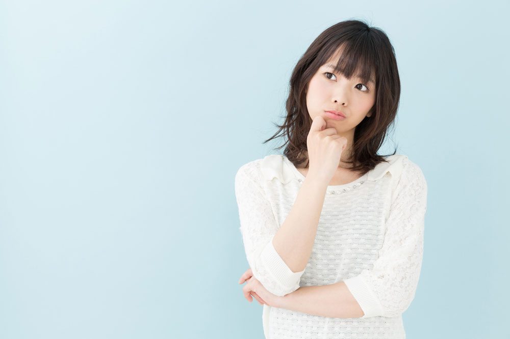 ミミッキングはどうしてミラーリングよりも効果的なのか不思議に思っている女性