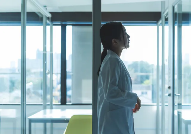 自分に自信がない女性 