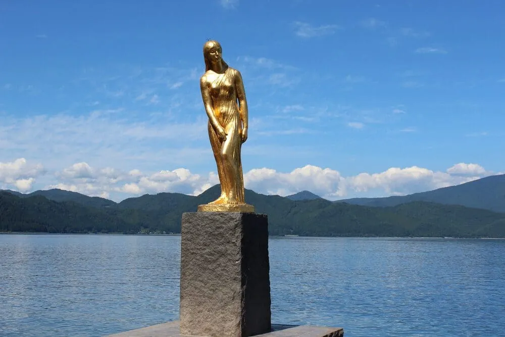 田沢湖のたつこ姫