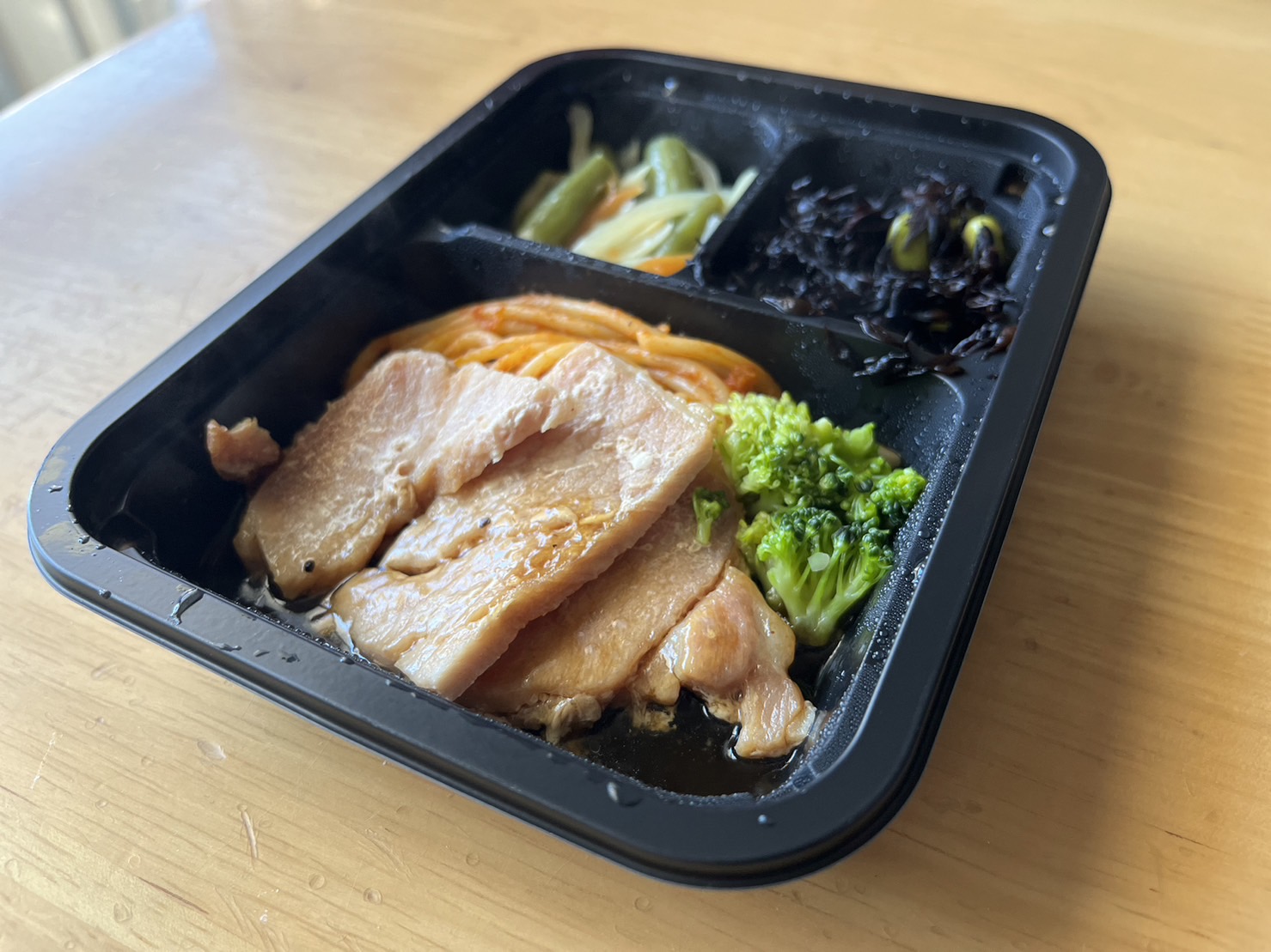 ヨシケイ 冷凍弁当 一人暮らし 安い